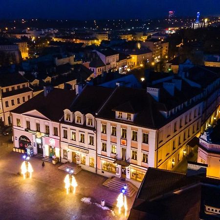 Hotel Ambasadorski Rzeszow Ngoại thất bức ảnh