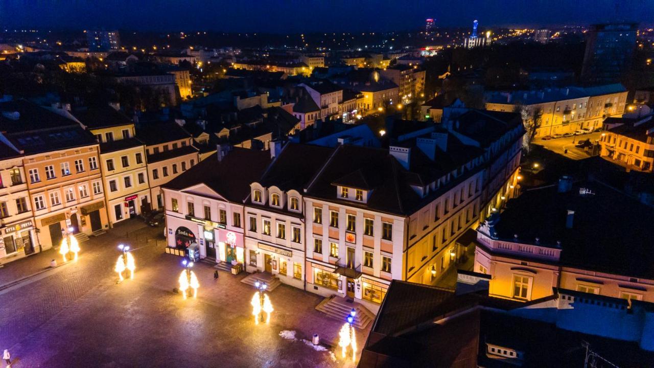 Hotel Ambasadorski Rzeszow Ngoại thất bức ảnh